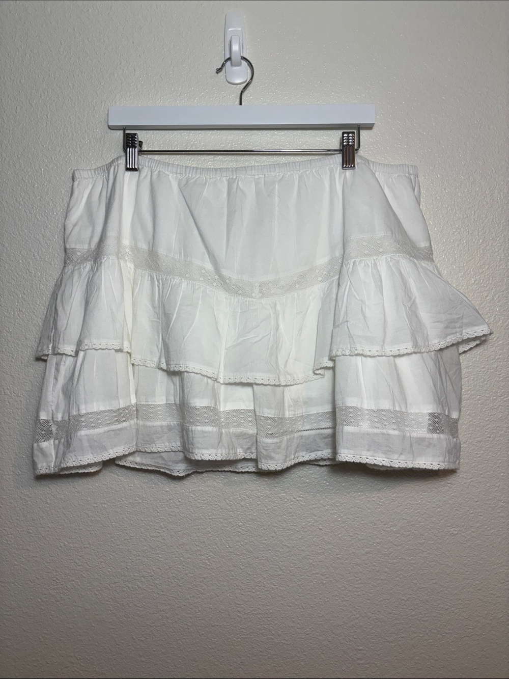 NWT* Abercrombie & Fitch 100% Cotton White Lace Trimmed Tiered Skort Size XL